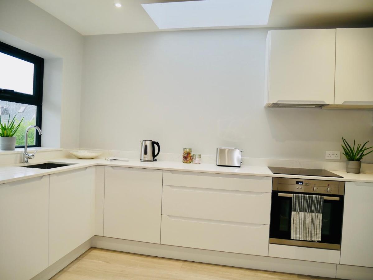 Beautiful Brand New Apartment Near The Beach Bournemouth Eksteriør billede